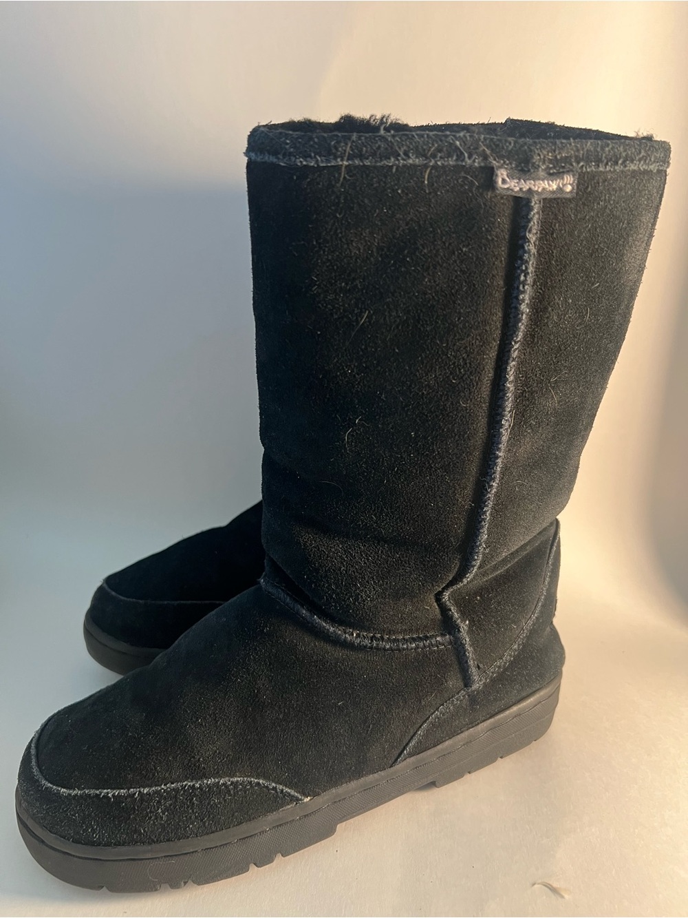 Women’s Bearpaw Black Suede Mid-Calf Pull-On Boots Size 8